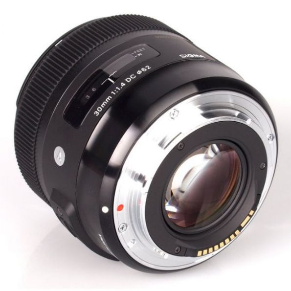 Sigma 30mm f/1.4 DC HSM Art Lens for Canon