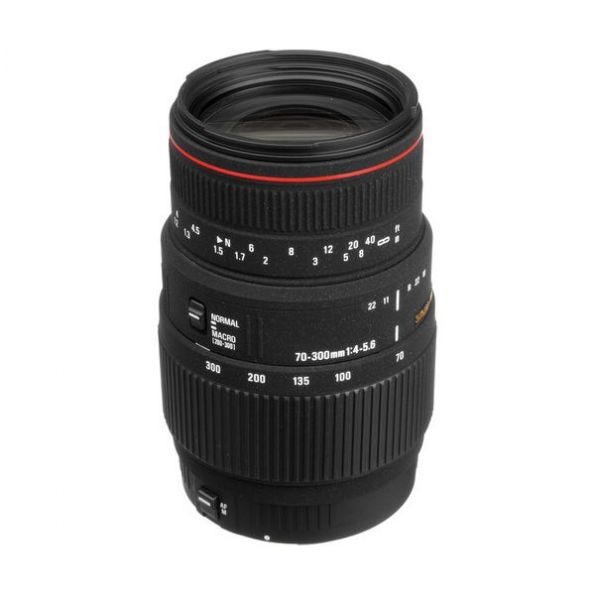 Sigma 70-300mm f/4-5.6 APO DG Macro Lens for Nikon