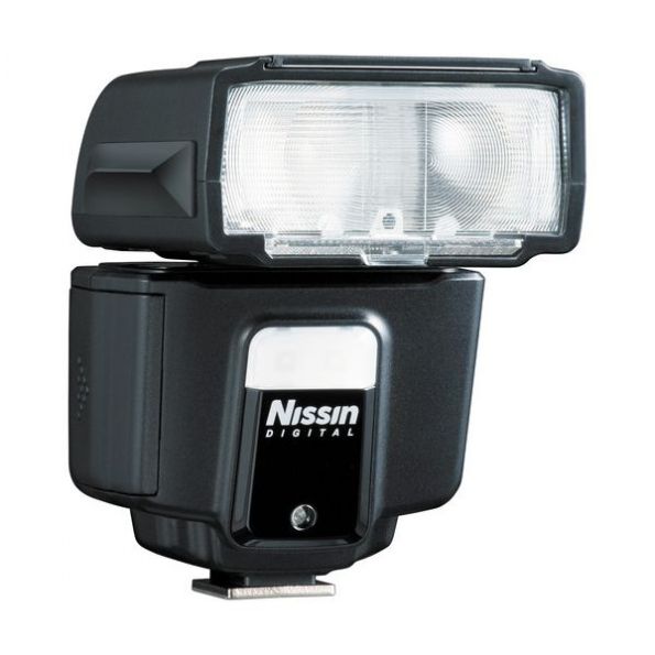 Nissin i40 Compact Flash for Canon Cameras